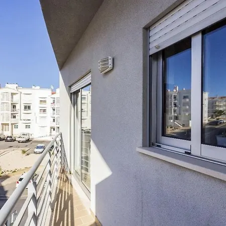 Appartamento Cozy In 76 M² With Lovely Terrace