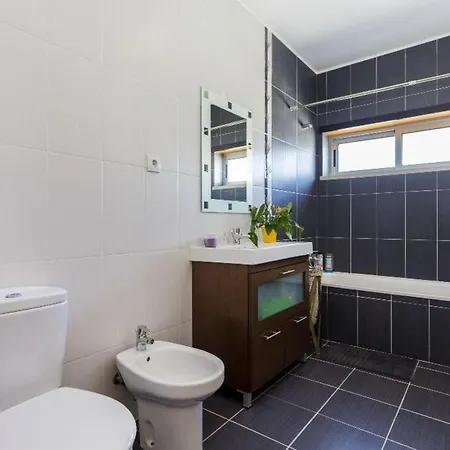 Apartment Modern In With 76 Sqm Terrace And Free Parking